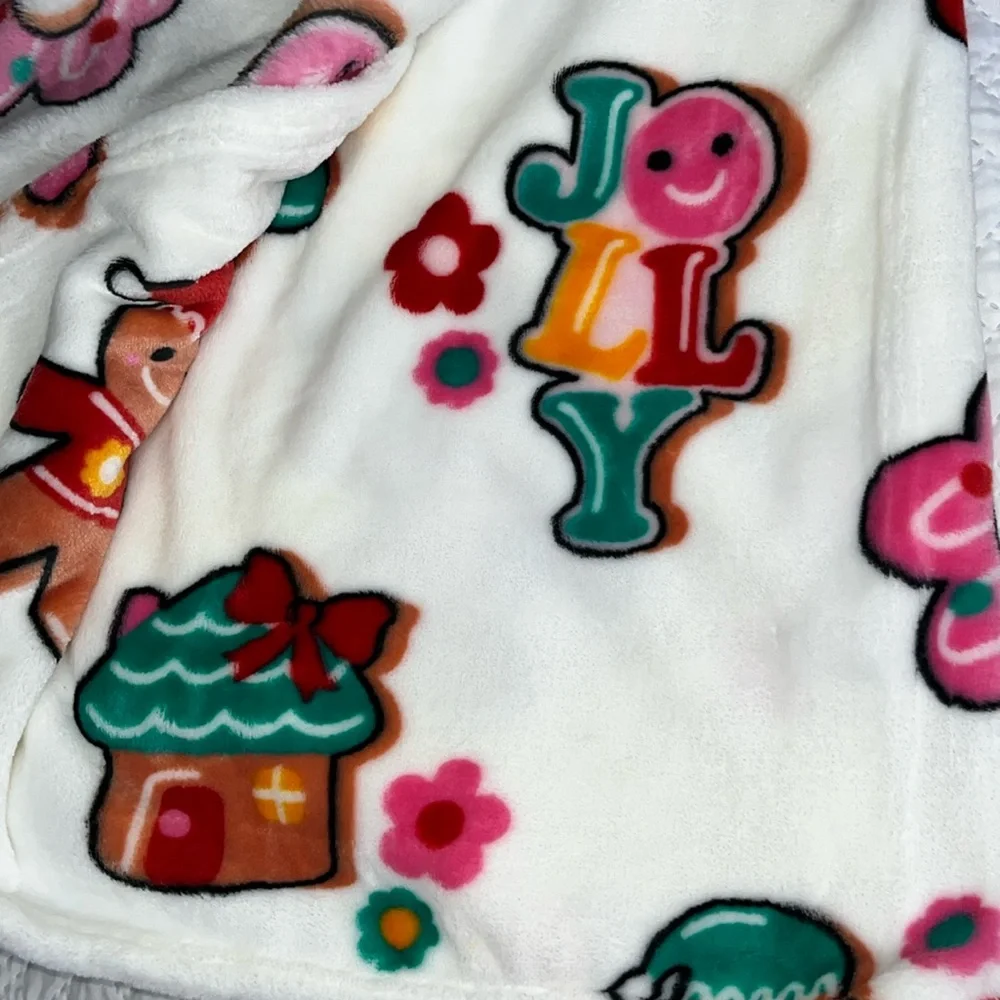 Betsey Johnson Ultra Soft Plush Christmas Throw, NWT